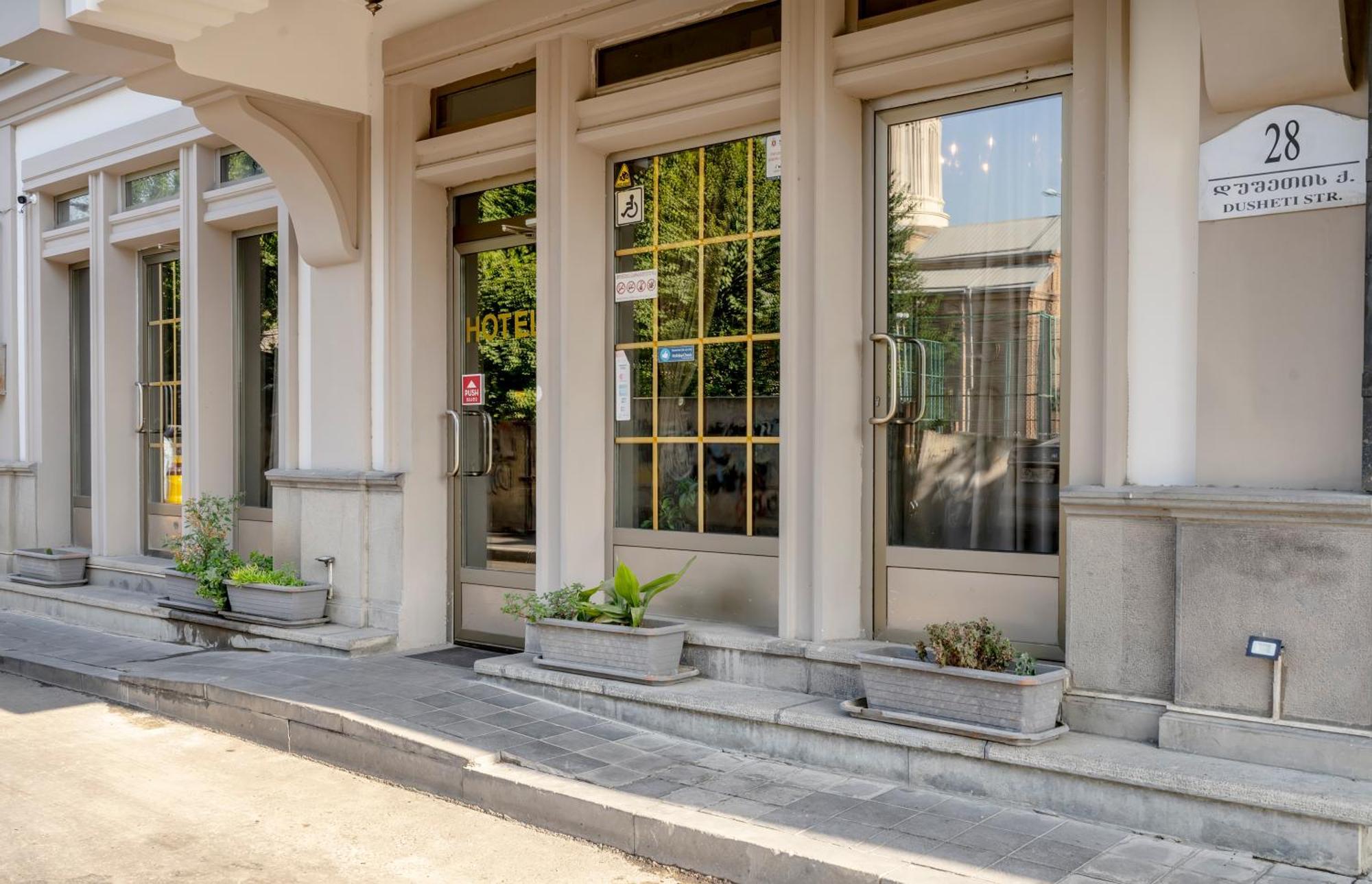 Hotel Piazza Tbilisi Eksteriør bilde