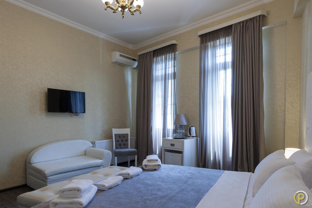 Hotel Piazza Tbilisi Eksteriør bilde