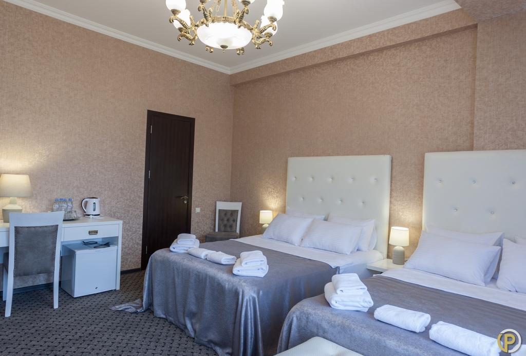 Hotel Piazza Tbilisi Eksteriør bilde